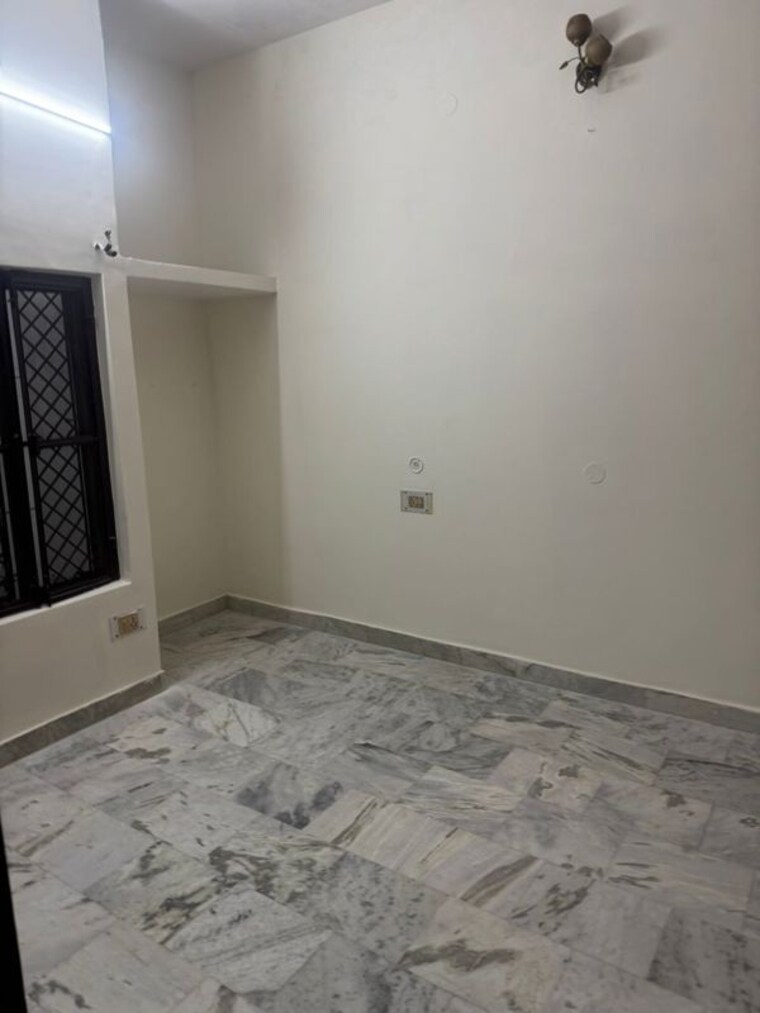 Room, gomti nagar 2 Bedroom 1250 Sq.Ft. Independent House In Gomti Nagar Lucknow 10330941