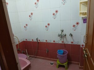Bathroom in 2 BHK Independent House at Gomti Nagar – for Rent
