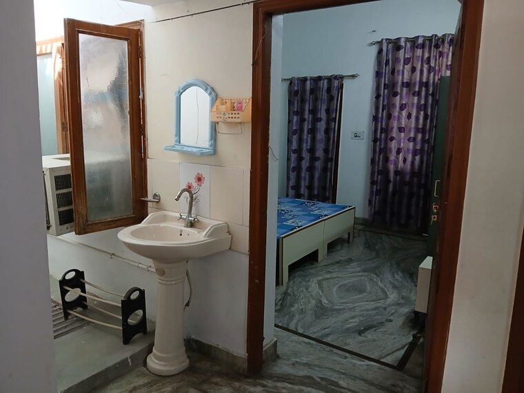 Bathroom, gomti nagar 2 Bedroom 2550 Sq.Ft. Independent House In Gomti Nagar Lucknow 10330945