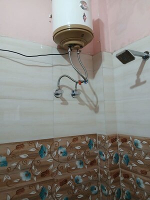 Bathroom in 2 BHK Independent House at Gomti Nagar – for Rent