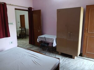 Bedroom in 2 BHK Independent House at Gomti Nagar – for Rent