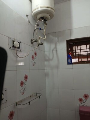Bathroom in 2 BHK Independent House at Gomti Nagar – for Rent