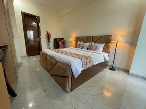 Bedroom in 2.5 BHK Apartment at Central Park Bellavista Towers, Sector 48 – for Rent