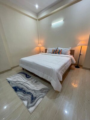 Bedroom in 2.5 BHK Apartment at Central Park Bellavista Towers, Sector 48 – for Rent