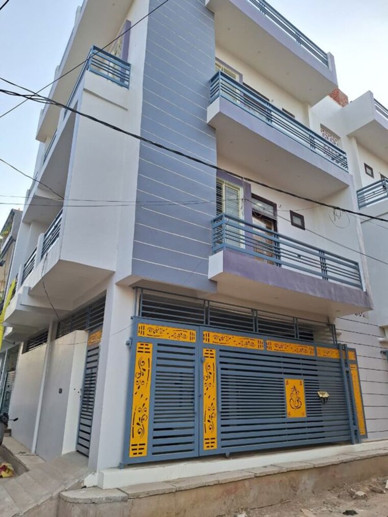 Exterior View, gomti nagar 2 Bedroom 1000 Sq.Ft. Builder Floor In Gomti Nagar Lucknow 10330949