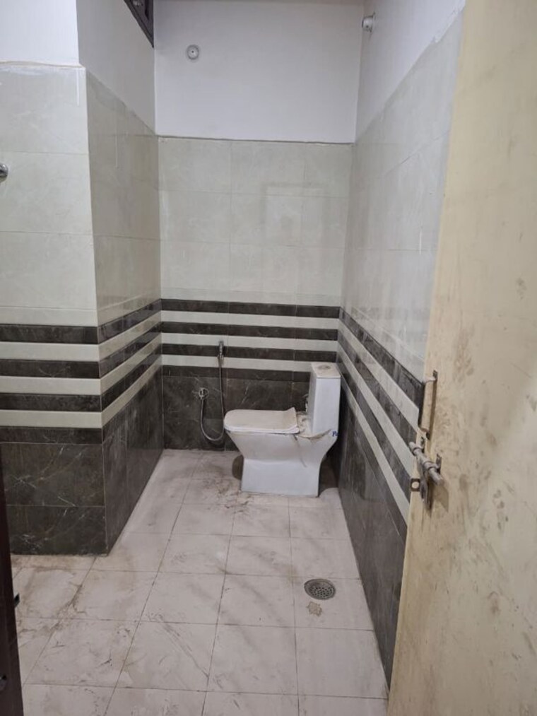 Balcony, gomti nagar 2 Bedroom 1000 Sq.Ft. Builder Floor In Gomti Nagar Lucknow 10330949