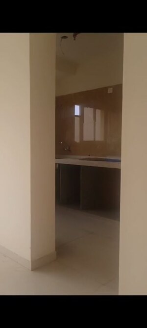 Room in 2 BHK Apartment at Sayba Heritage, Kurla East – for Rent