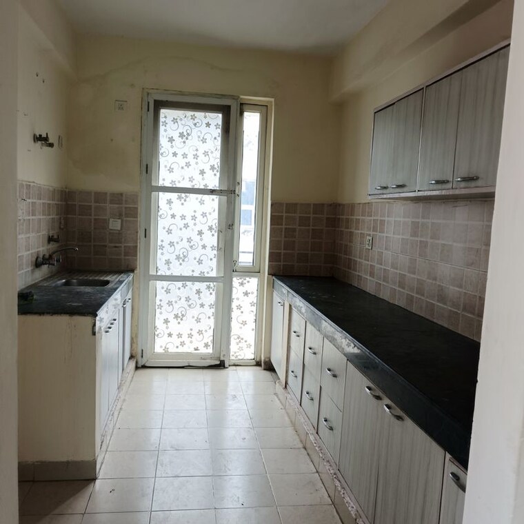 Kitchen, puri-vip-floors 3 Bedroom 275 Sq.Yd. Builder Floor In Sector 81 Faridabad 9206140