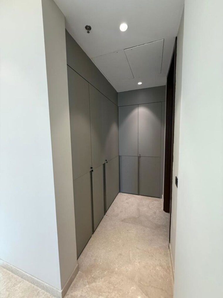 Room, gulshan-dynasty 4 Bedroom 4700 Sq.Ft. Apartment In Sector 144 Noida 10330966
