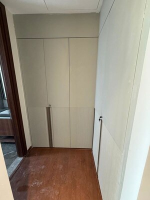 Building Lobby in 4 BHK Apartment at Gulshan Dynasty, Sector 144 – for Rent