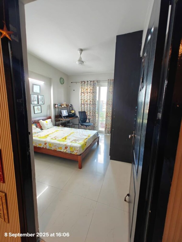 Bedroom, puri-the-pranayam 3.5 Bedroom 2257 Sq.Ft. Apartment In Sector 82 Faridabad 9201462