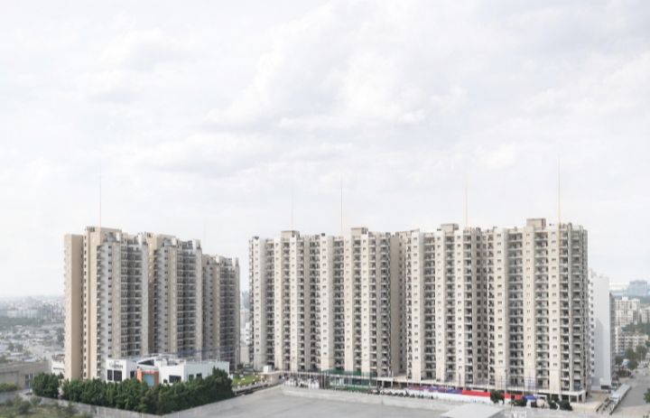 2 BHK 1350 Sq.Ft. Apartment in Malwa Escon Primera