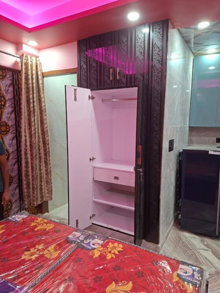 Bedroom, sector 43 2 Bedroom 190 Sq.Yd. Builder Floor In Sector 43 Gurgaon 10330978