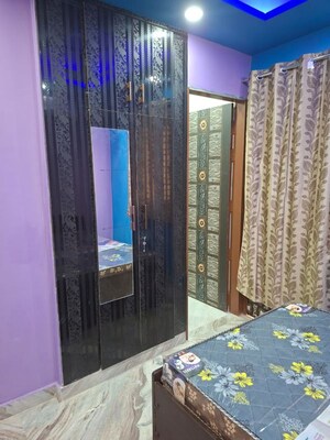 Bedroom in 2 BHK Builder Floor at Sector 43 – for Rent