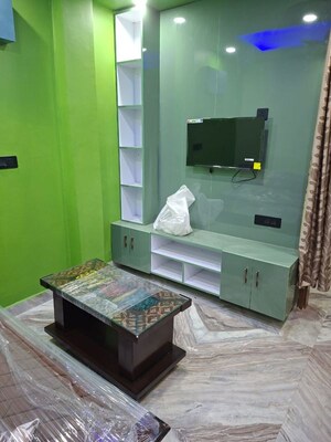Bedroom in 2 BHK Builder Floor at Sector 43 – for Rent