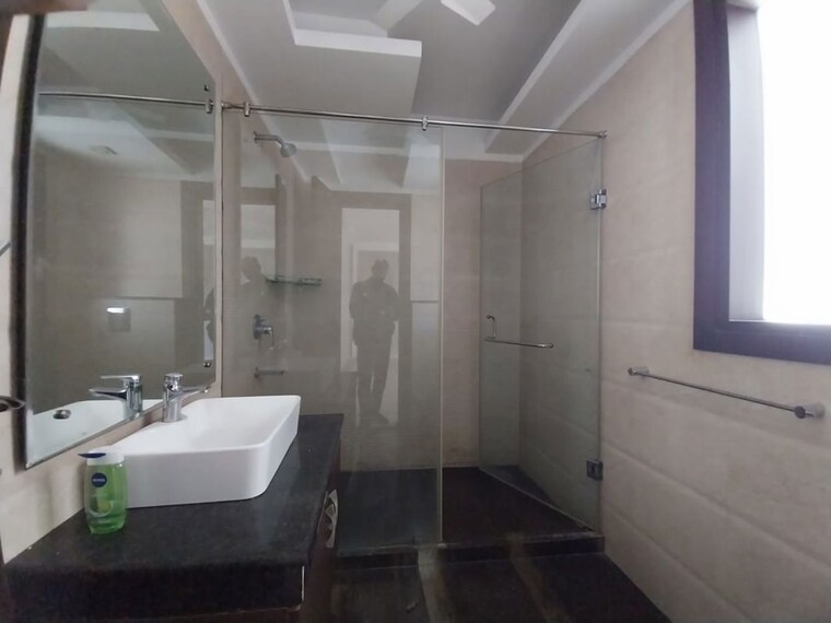 Bathroom, saket 4 Bedroom 3150 Sq.Ft. Builder Floor In Saket Delhi 10330982
