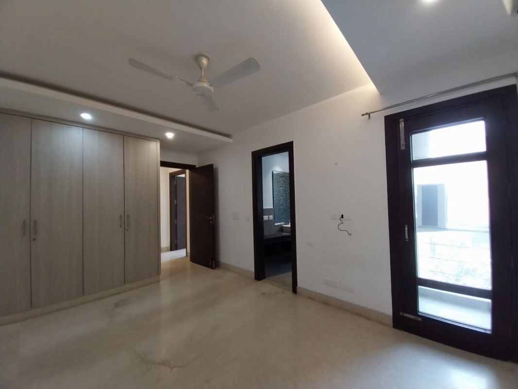 4 BHK + Servant Room,Study Room Builder Floor For Rent in Saket