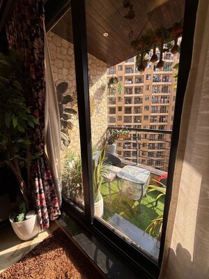 Balcony in 2 BHK Apartment at K Raheja Raheja Residency, Malad East – for Rent