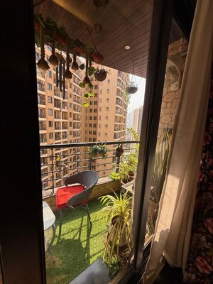 Balcony in 2 BHK Apartment at K Raheja Raheja Residency, Malad East – for Rent
