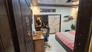 Team Area in 2 BHK Apartment at K Raheja Raheja Residency, Malad East – for Rent