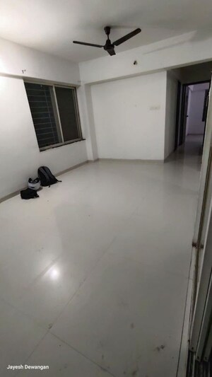 Room in 2 BHK Apartment at Sankla Sommet, Bhugaon – for Rent