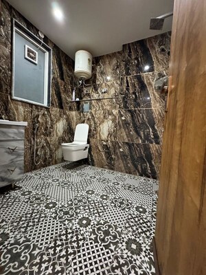 2 BHK Apartment For Rent in Chattarpur