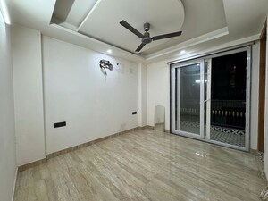 Room in 2 BHK Apartment at Chattarpur – for Rent