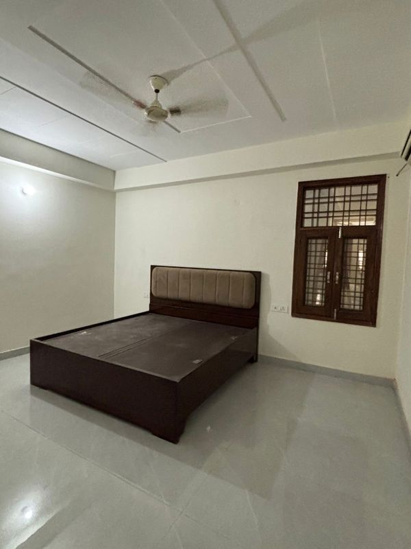 6 BHK Builder Floor For Sale in Sector 41