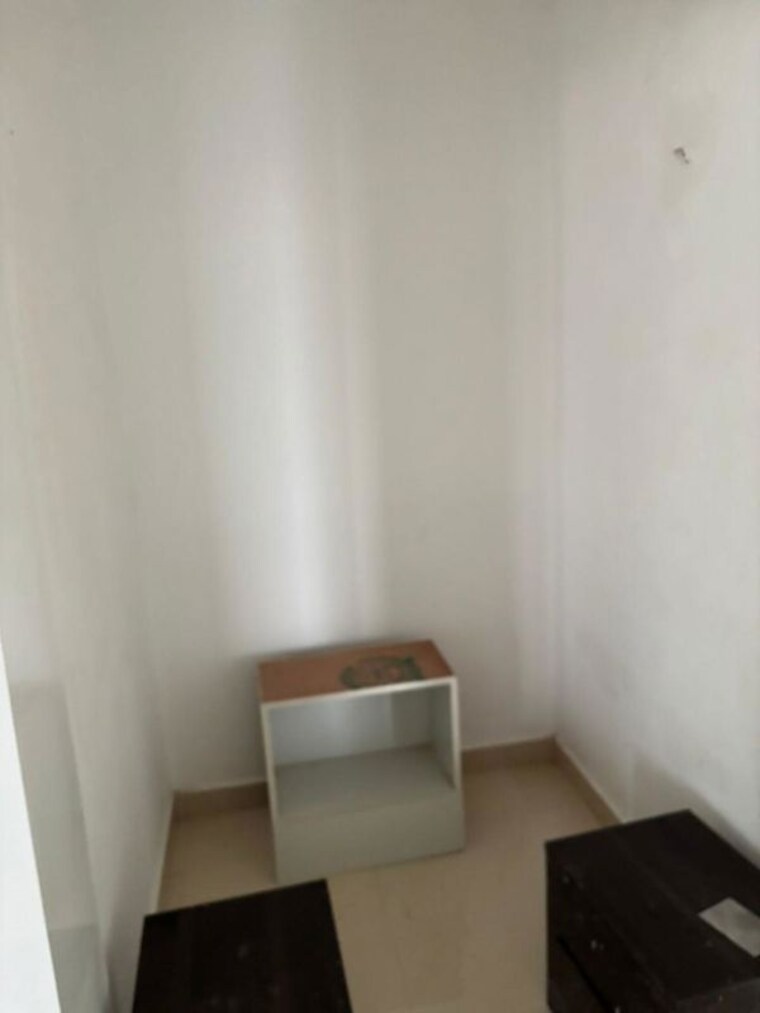 Bathroom, smart-world-gems 2.5 Bedroom 1193 Sq.Ft. Builder Floor In Sector 89 Gurgaon 10331000
