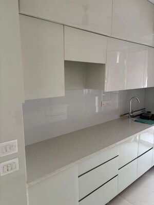 Kitchen in 2.5 BHK Builder Floor at Smart World Gems, Sector 89 – for Rent