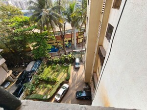 2 BHK Apartment For Rent in Raj Rajkamal, Santacruz West