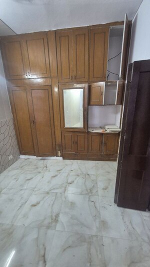 Room in 3 BHK Independent House at Palam Vihar – for Rent