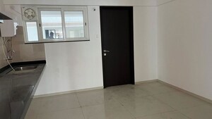 Room in 5 BHK Apartment at Sobha Nesara, Kothrud – for Sale