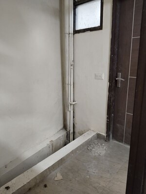 Building Lobby in 1 BHK Apartment at Khirki Extension – for Rent