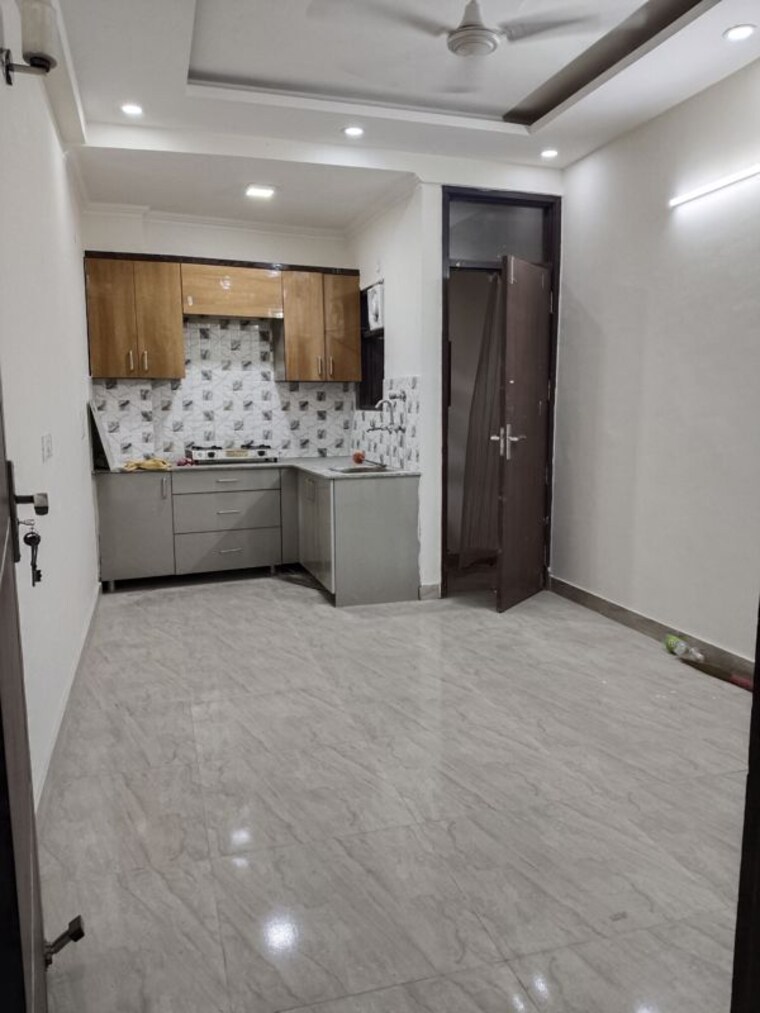 Room, khirki extension 1 Bedroom 500 Sq.Ft. Apartment In Khirki Extension Delhi 10331043