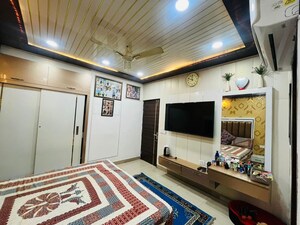 Bedroom in 3 BHK Builder Floor at Vaishali Sector 5 – for Rent