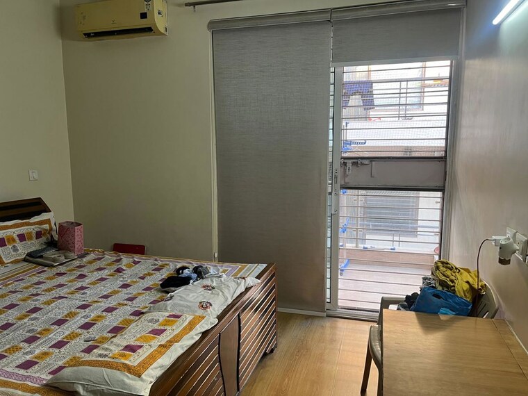 Bedroom, ansal-api-esencia 3 Bedroom 1800 Sq.Ft. Builder Floor In Sector 67 Gurgaon 10331115