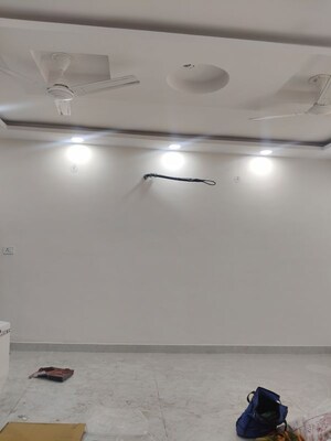 Furnished Amenities in 2 BHK Builder Floor at Govindpuri – for Sale