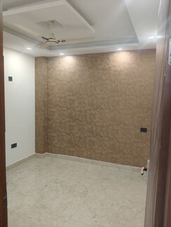 2 BHK + Pooja Room Builder Floor For Rent in Govindpuri