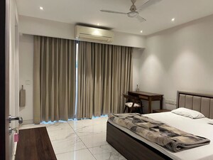Bedroom in 4 BHK Builder Floor at Sector 14 – for Sale