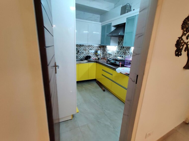 Kitchen, saket 2.5 Bedroom 160 Sq.Yd. Apartment In Saket Delhi 10331315