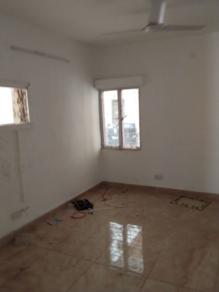 Room, saket 2.5 Bedroom 160 Sq.Yd. Apartment In Saket Delhi 10331323
