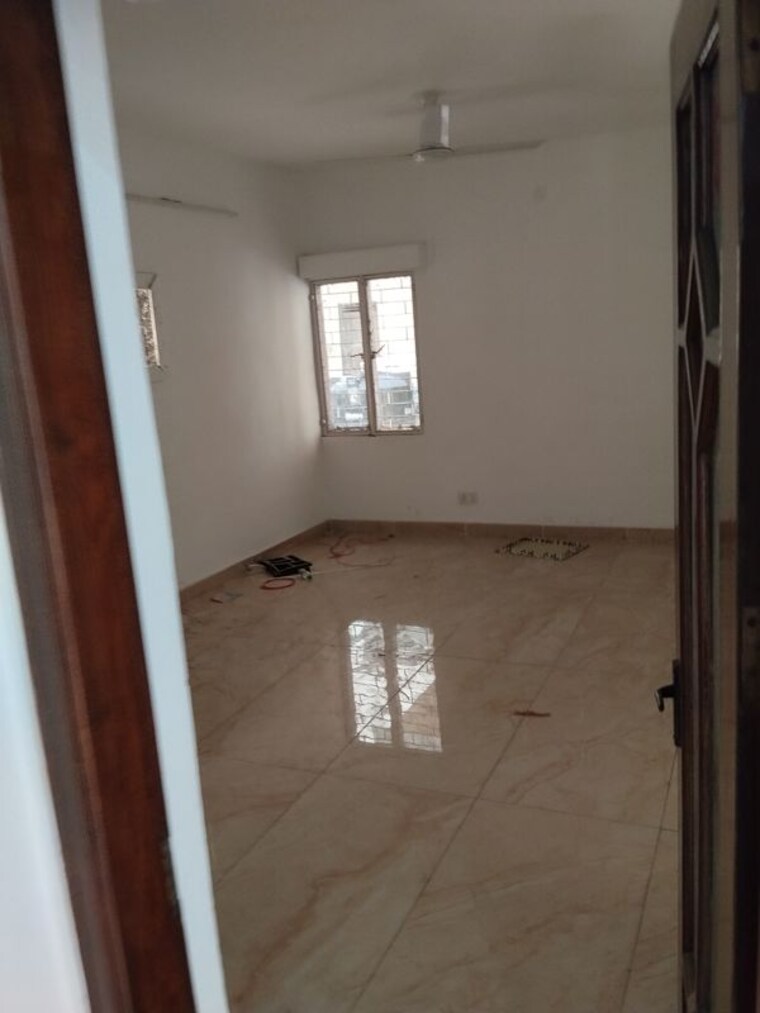 Room, saket 2.5 Bedroom 160 Sq.Yd. Apartment In Saket Delhi 10331323