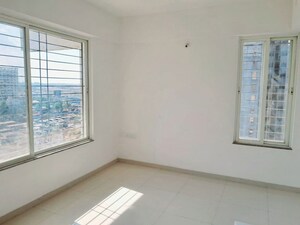 Room in 3 BHK Apartment at Guardian Eastern Meadows, Wagholi – for Rent
