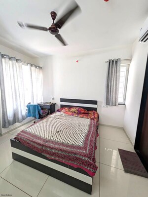 Master Bedroom in 2 BHK Apartment at Yashwin Orizzonte, Kharadi – for Rent