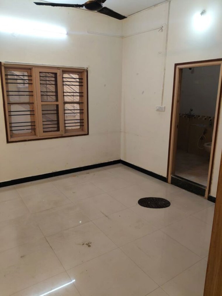 Room, hsr layout sector 3 3 Bedroom 1750 Sq.Ft. Builder Floor In Hsr Layout Sector 3 Bangalore 10331358