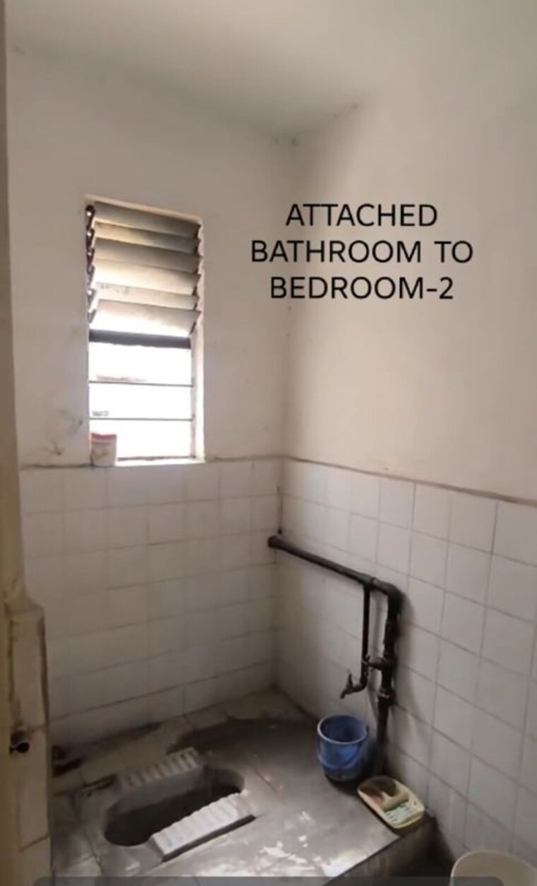 Bathroom, savant-vihar-apartement 2 Bedroom 850 Sq.Ft. Apartment In Katraj Pune 10331360