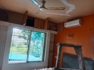 Bedroom in 2 BHK Apartment at Vijayshree Apartments, Katraj – for Rent