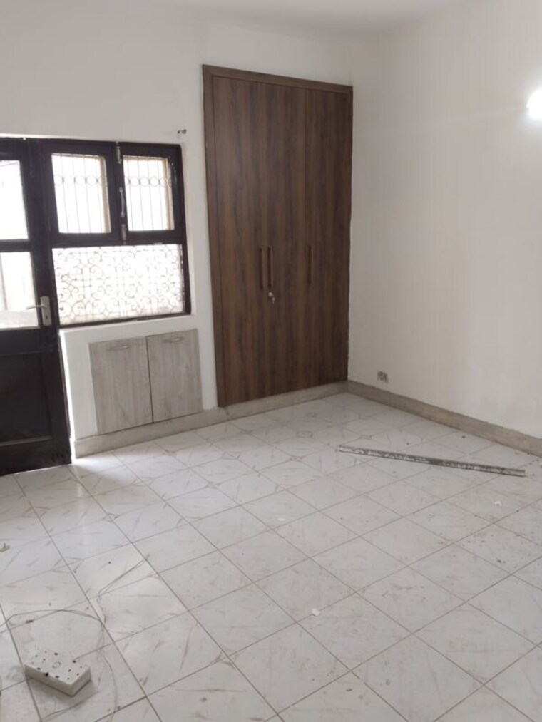 Room, rwa-apartments-sector-40 4 Bedroom 4000 Sq.Ft. Villa In Sector 40 Noida 10331363