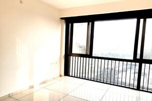 Master Bedroom in 2 BHK Apartment at Duville Riverdale Heights, Kharadi – for Rent